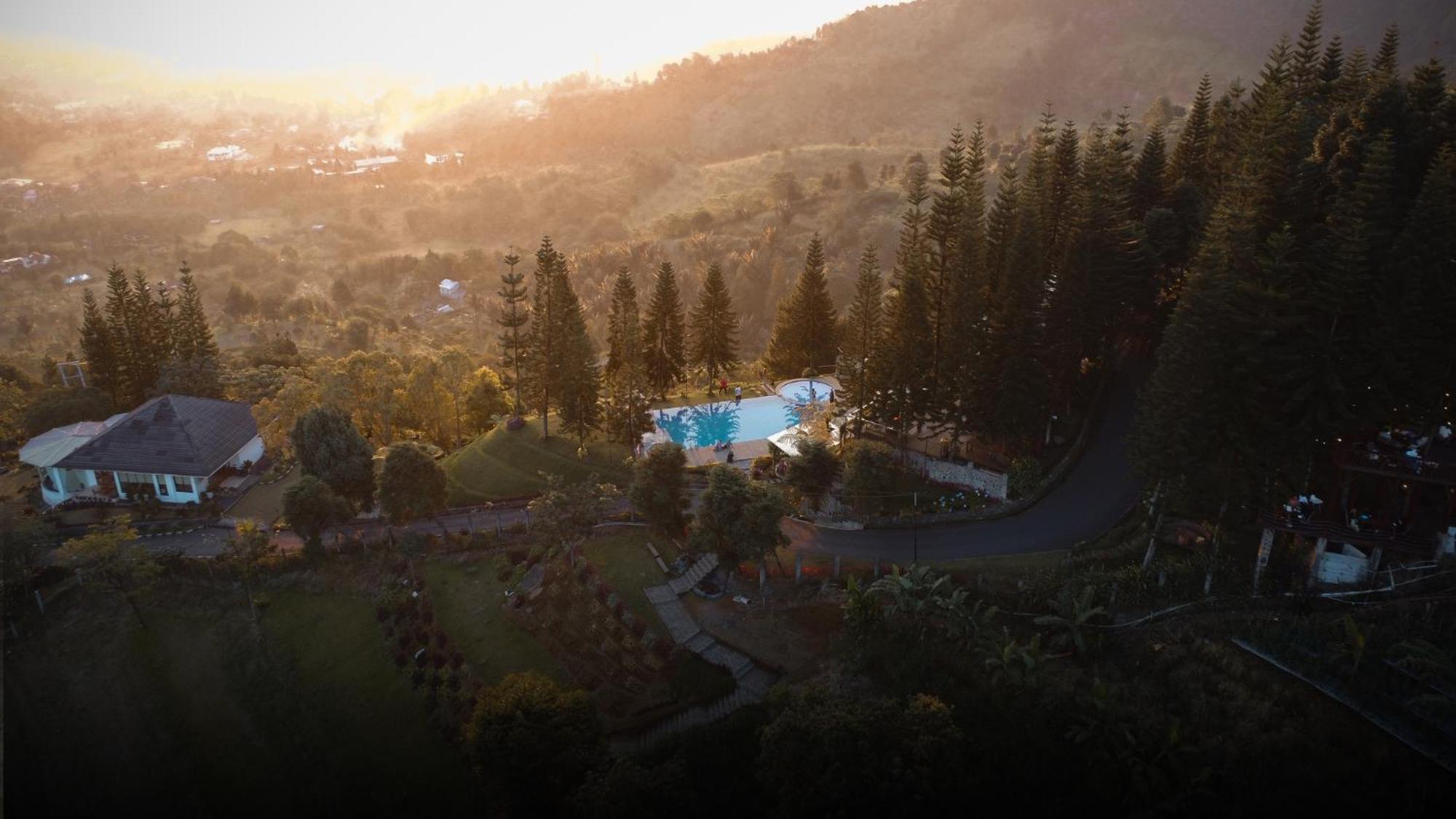 Damar Langit Resort Cisarua Exteriér fotografie