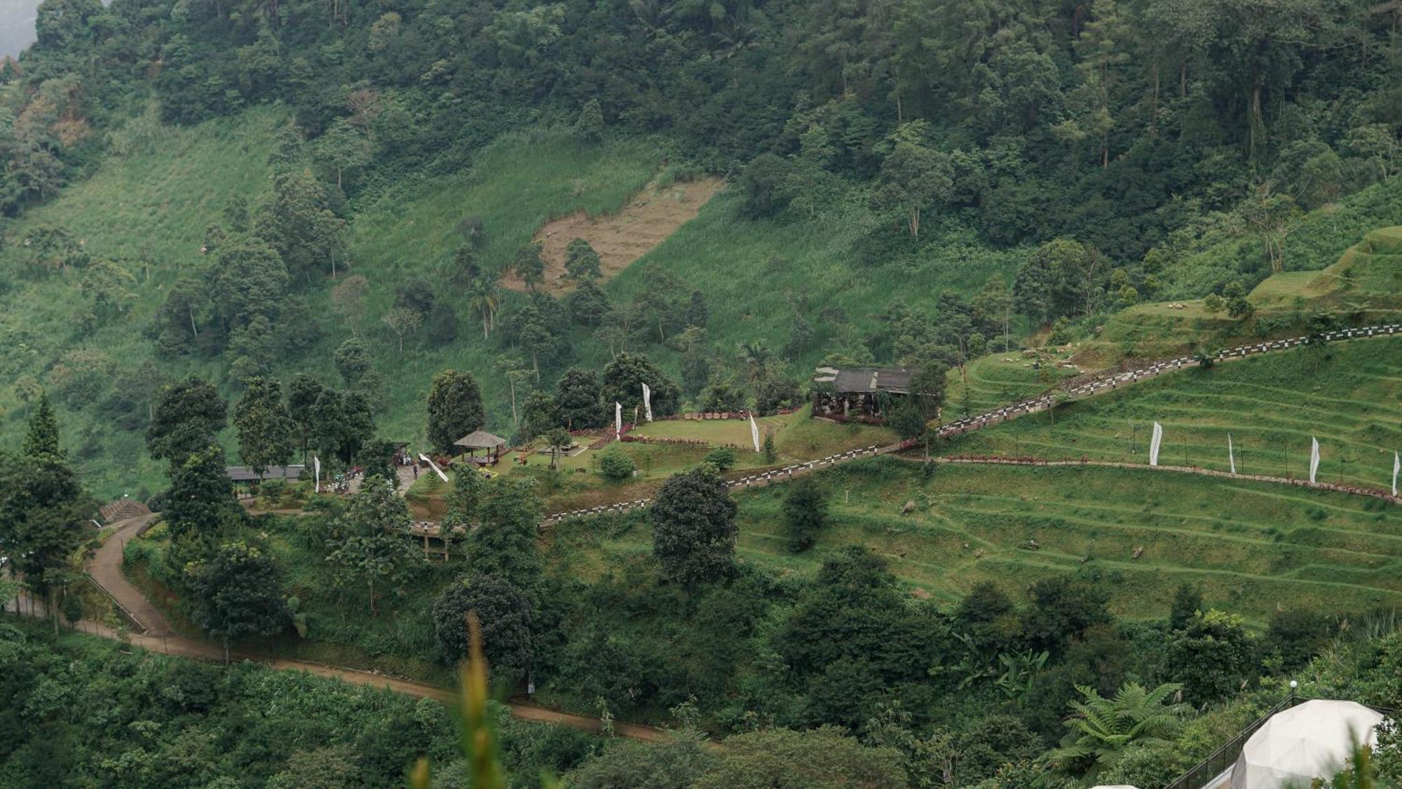Damar Langit Resort Cisarua Exteriér fotografie